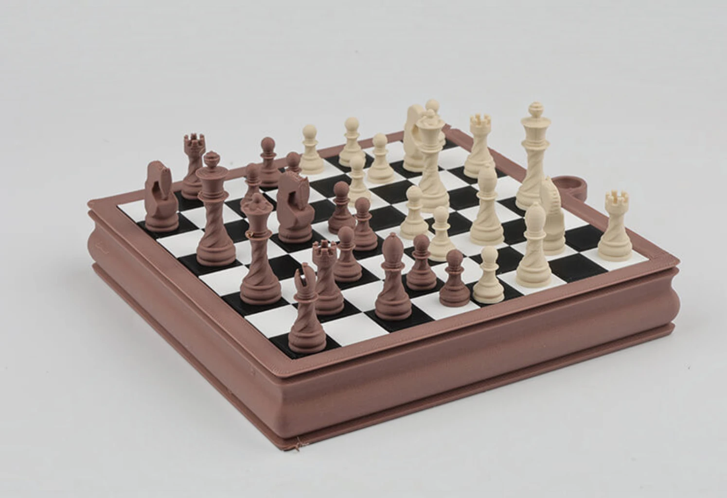 Jeu d’échecs imprimé en 3D avec le filament PLA Bois eSUN